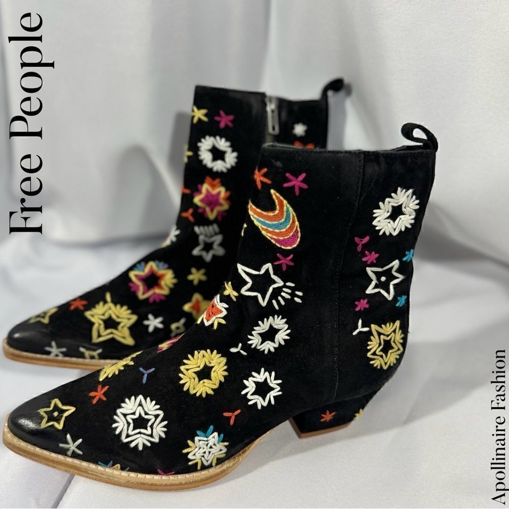 FREE PEOPLE BOWERS ANKLE BOOTS IN BLACK EMBROIDERED FLORAL SIZE 38.5 NWT